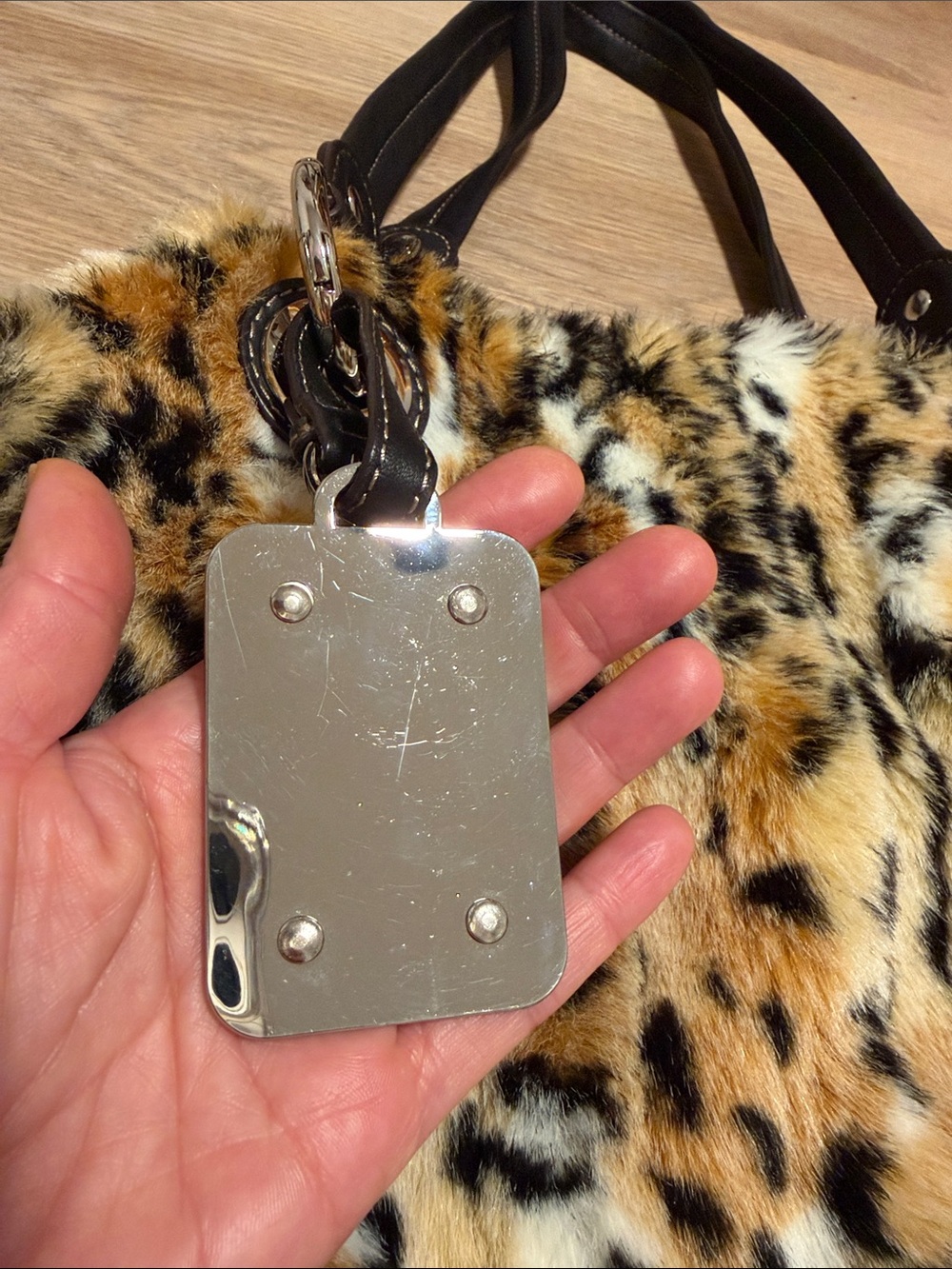 Leopard Print Faux Fur Tote Bag - Picture 12 of 12